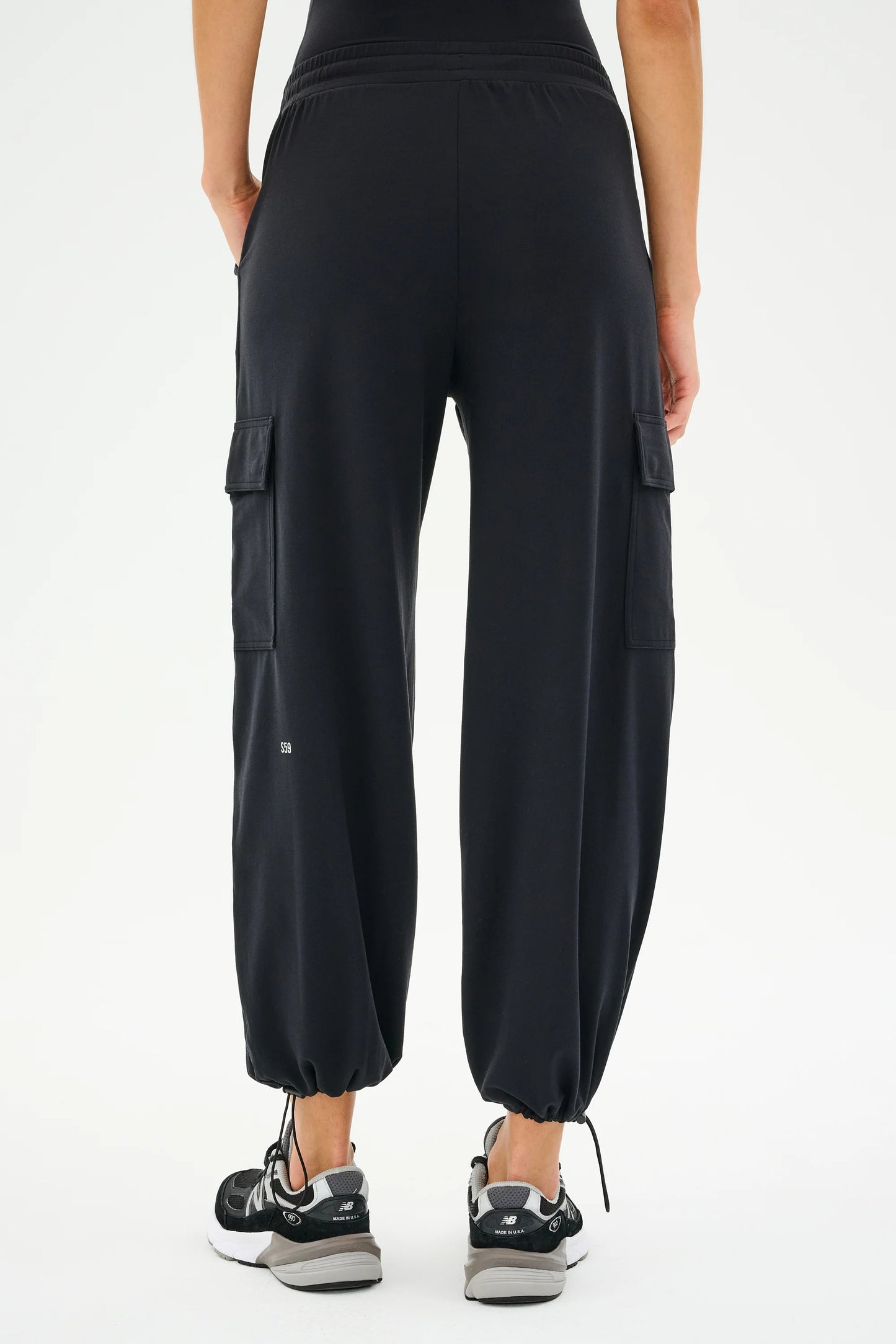 NICO AIRWEIGHT CARGO PANT - BLACK