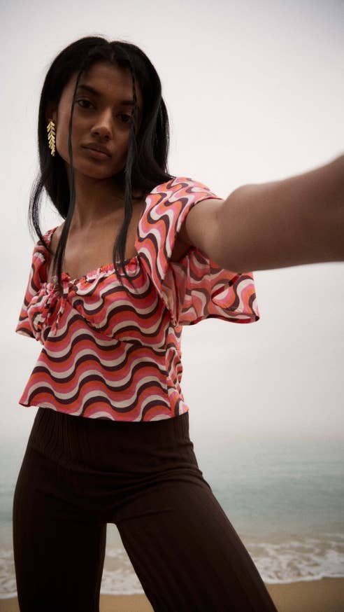 Wavy crop top / Joyful summer