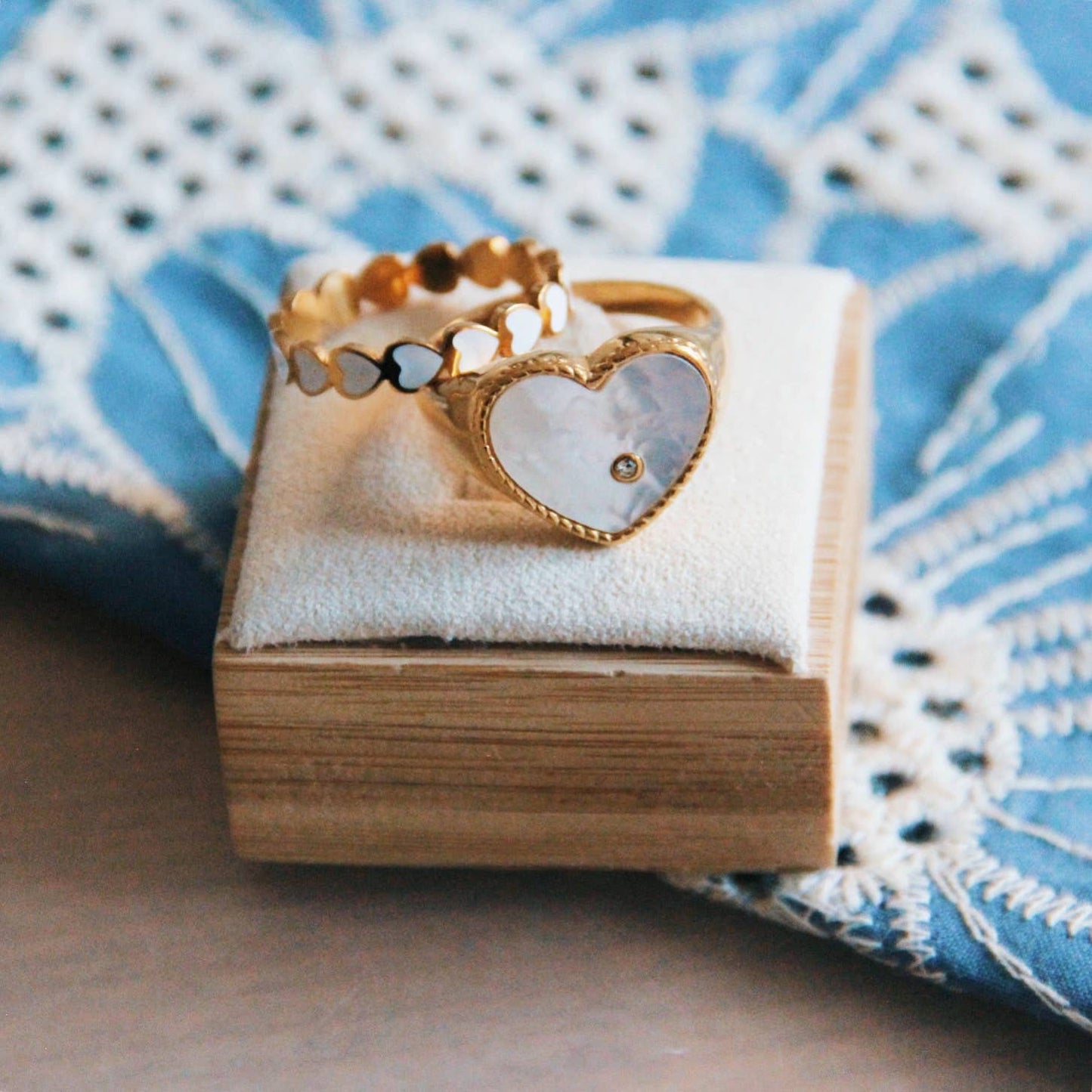Stainless steel ring white hearts