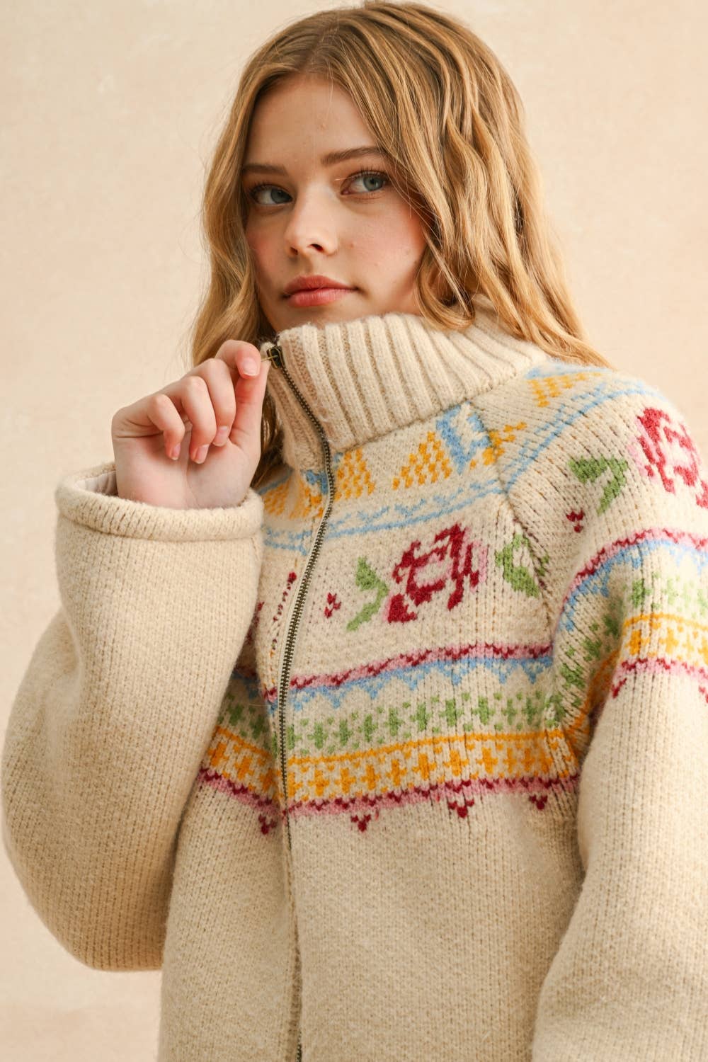 J5424 CROSS STITCH EFFEC KNIT PUFF JACKET