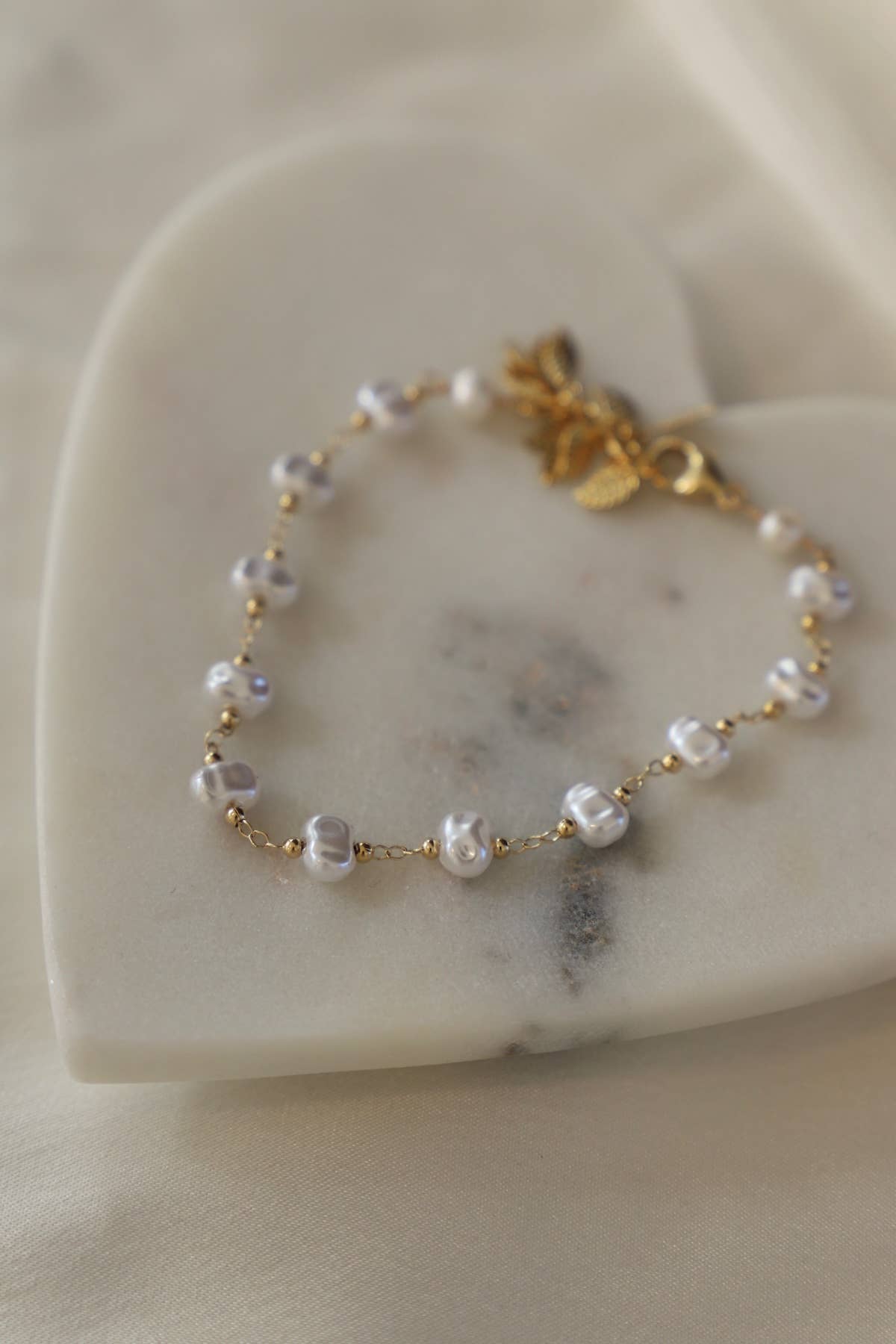 PEARL STATION CHAIN BRACELET- 24kt gold plate