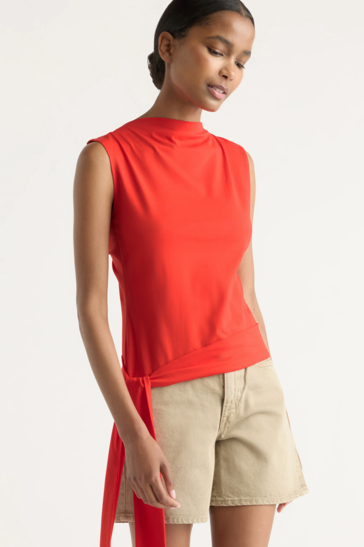 Slit Neck Tank