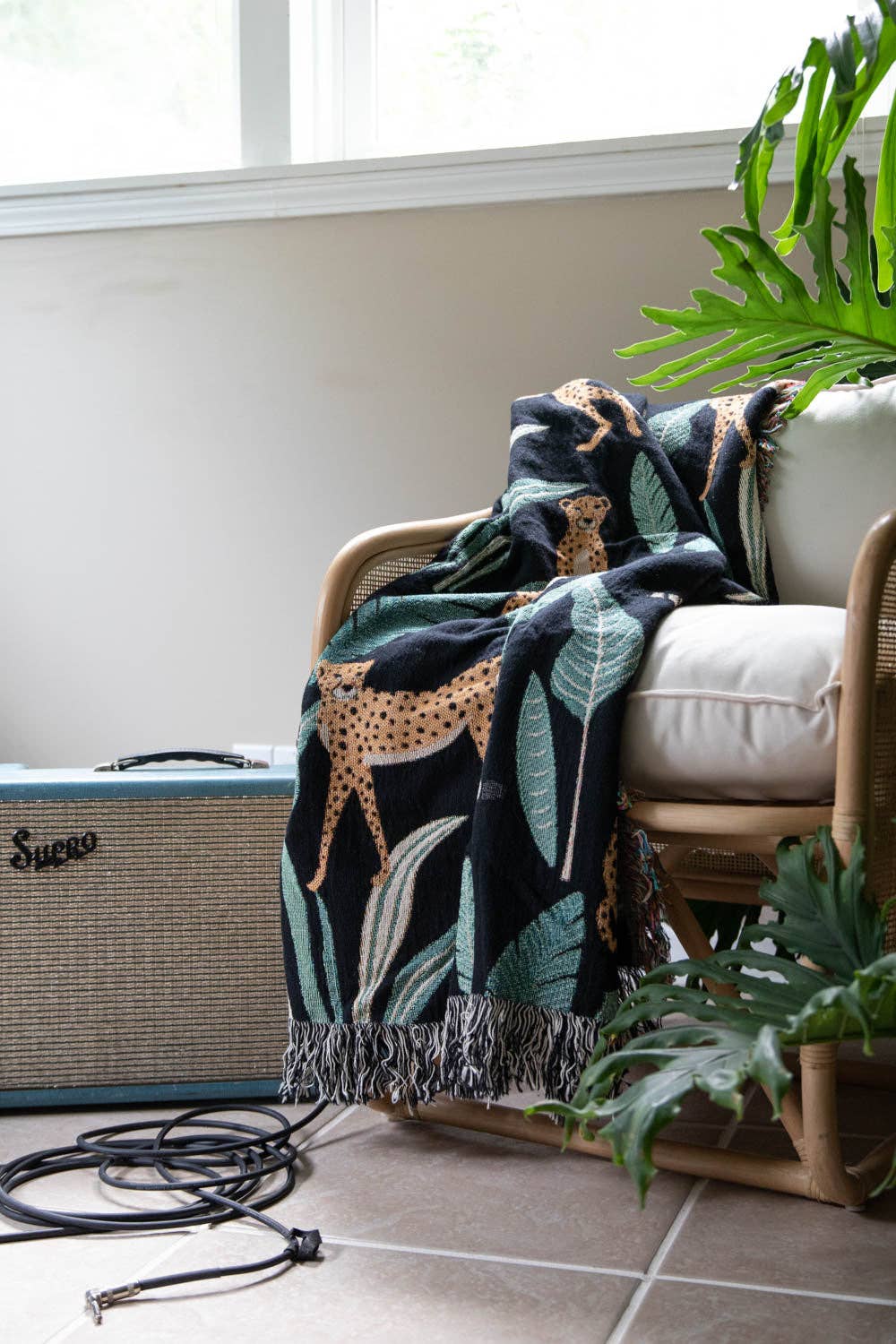 Leopard Jungle Black Throw Blanket