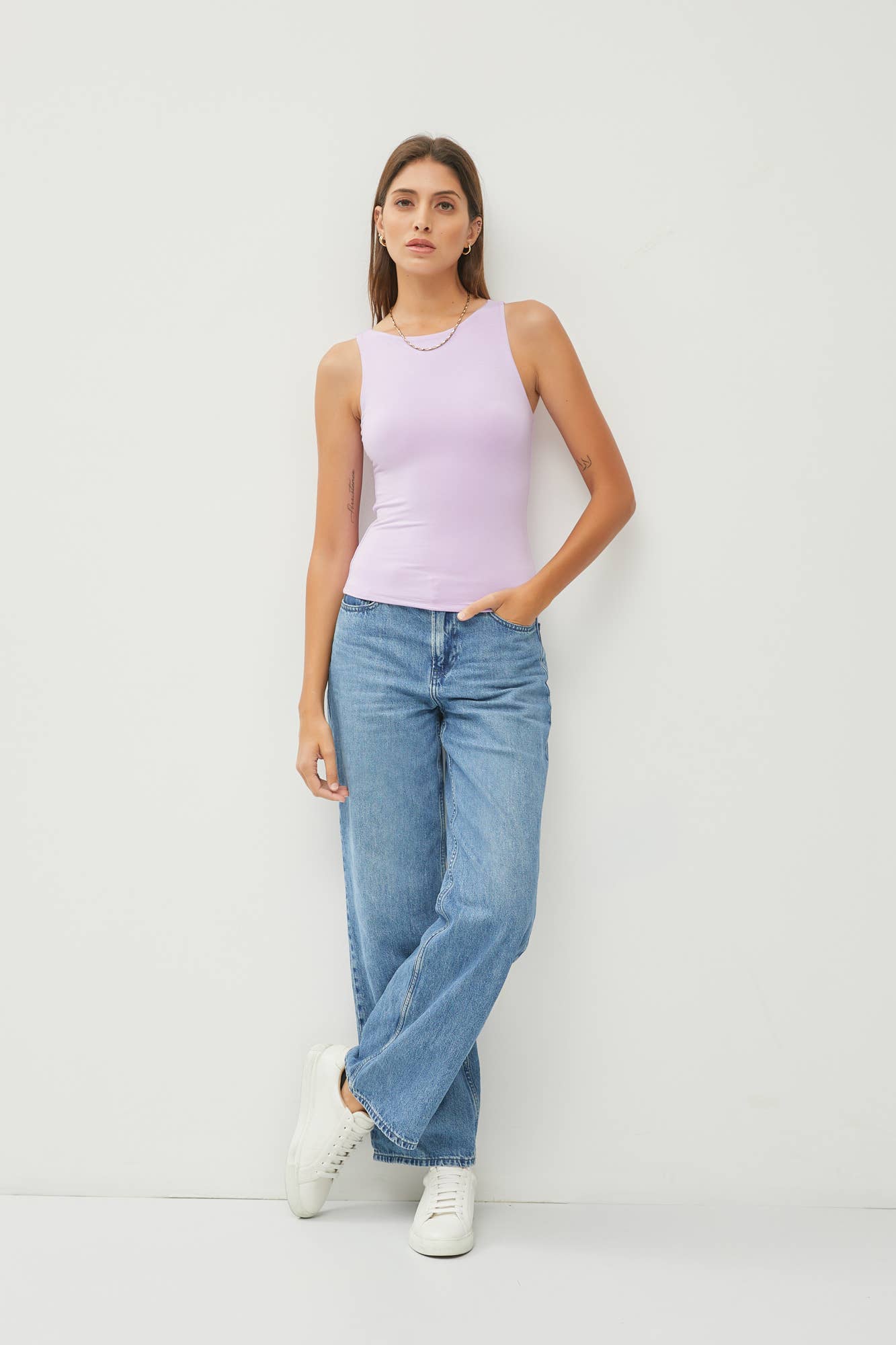 BASIC BOAT NECK TANK