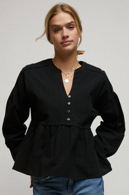 The Kris Top