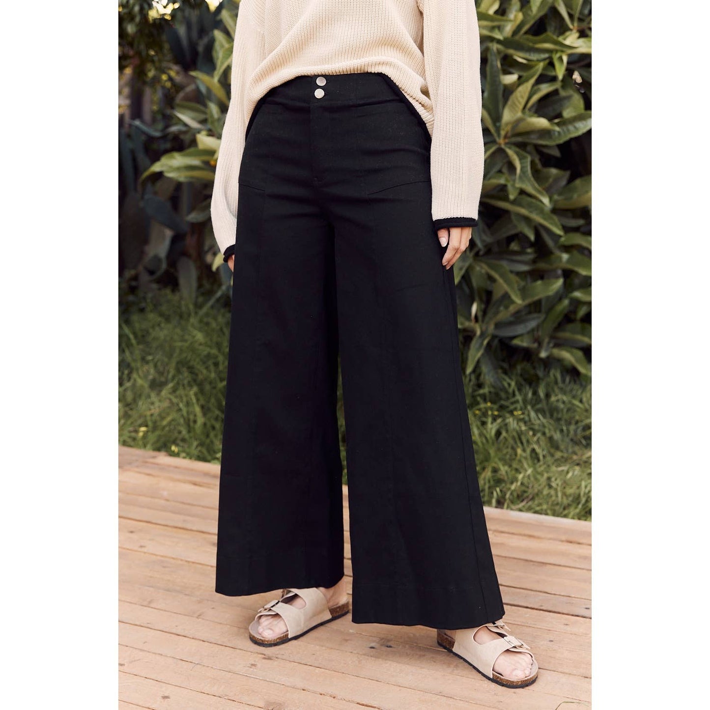 FLATTERING WIDE LEG FULL-LENGTH STRETCHY PANTS